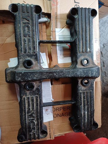 Yamaha 600 rocker cover - xj,