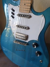 Guild Surfliner in Catalina Blue with TGI gig bag *Mint*