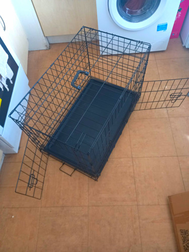 Black metal wire folding - metal,