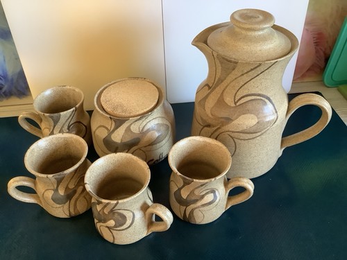 Larbert pottery scotland - pottery,