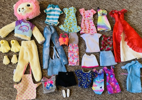 Barbie dolls clothes bundle - barbie,