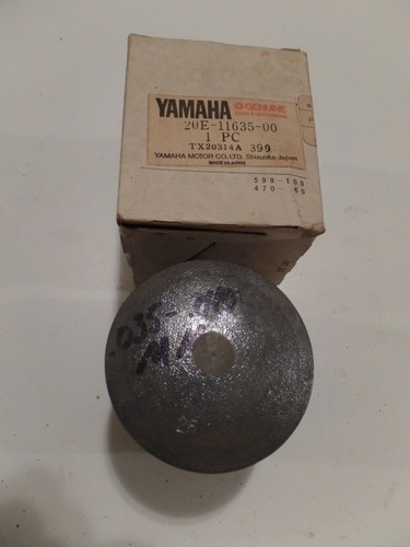 Nos yamaha piston s - .25, o/s