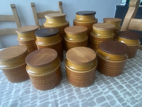 Hornsea pottery storage - storage, jars