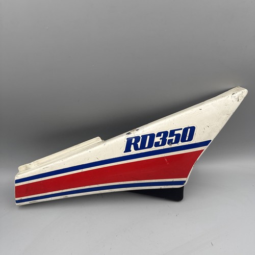 Yamaha side fairing right side