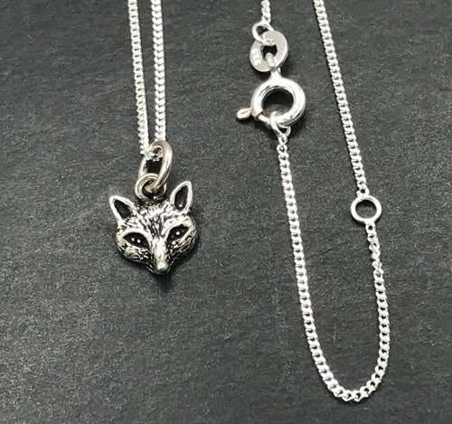 Tiny fox pendant necklace