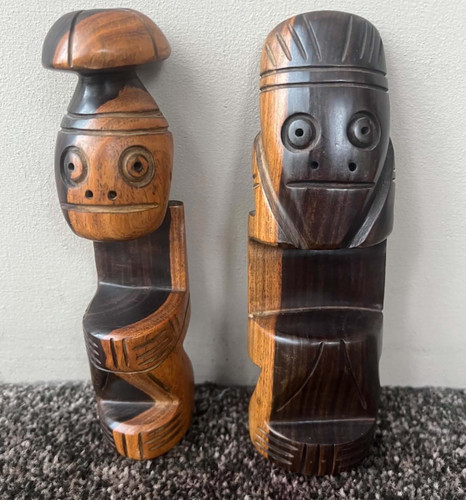 Carved wooden totem - wooden, figurines