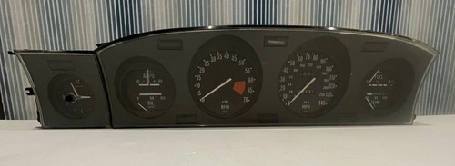Rover 2200 instrument panel - p6,
