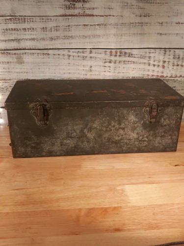 Vintage green military - od,