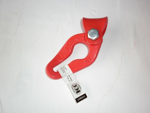 Keyhole slider for forestry - keyhole,