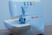 SINGER S0105 Overlocker Sewing