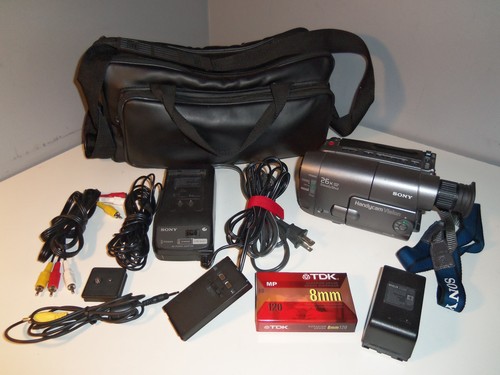 Sony handycam ccd trv22 video8 - ccd-trv22,