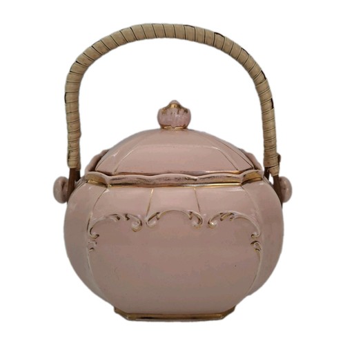 Sadler pink cube biscuit - cube,