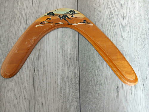 Wooden returning boomerang - wooden,