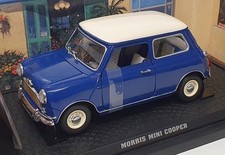 Kyosho 1/18 Scale 08101B - Morris Mini Cooper + Union Jack Roof Decal