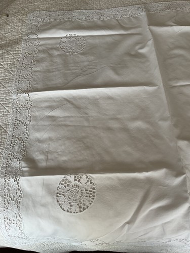 Vintage white linen - , table