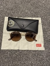 Ray-Ban Round Metal Sunglasses