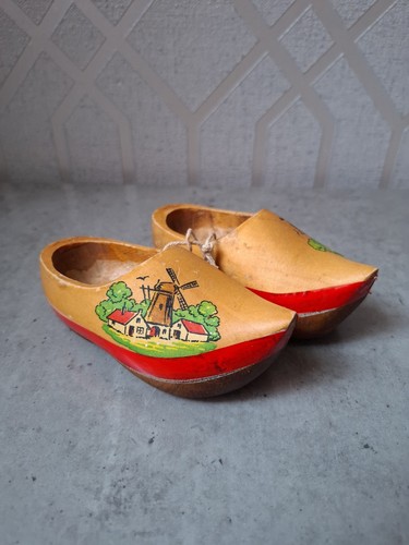 Pair wooden dutch holland - of,