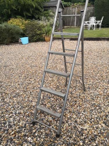 Vintage used step tread - vintage,