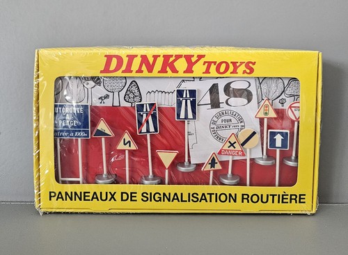 Atlas dinky toys - dinky, signs