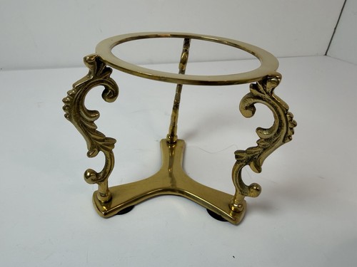 Brass three leg display - brass,
