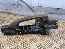 MERCEDES VITO DOOR HANDLE RIGHT MIDDLE A4477600934 2.1 DSL W447 2017