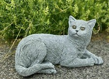 Stone figure large cat Lotti