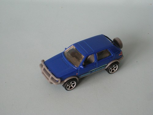 Matchbox volkswagen golf - matchbox,