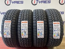 X4 205 70 15 MAXXIS TOP