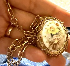 Vtg Rare Pendant Necklace