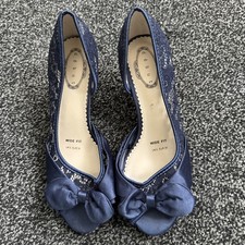 Beautiful Navy Satin/Lace Cutaway Court Shoes By Debut. Sz 5