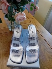 Mary G Ultimate Collection Shoes Size 6