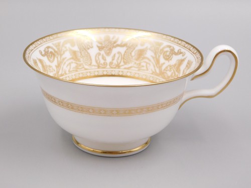 Wedgwood peony shaped gold - peony,