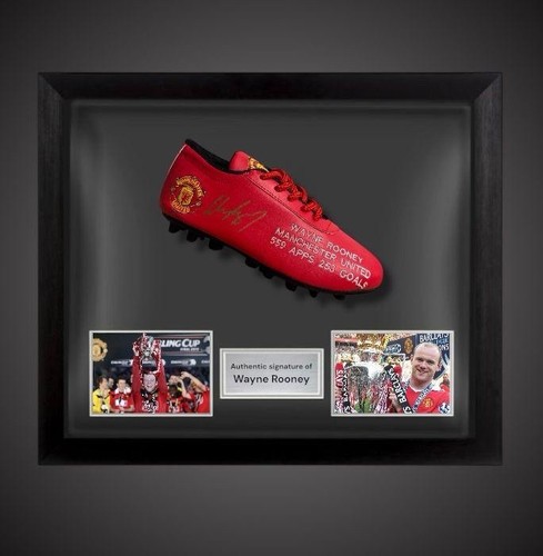 Wayne rooney hand signed - hand,