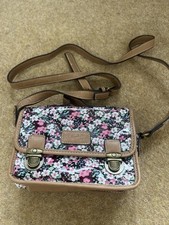 Mantaray Small Shoulder Bag