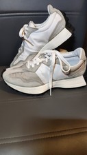 New Balance 327 Trainers -