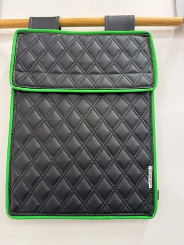 Green black horse - green/black,