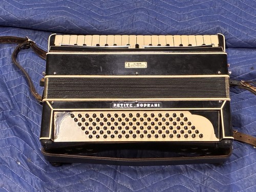 Vintage petite soprani - vintage,