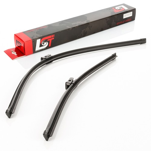 Front windshield wiper blades - front,