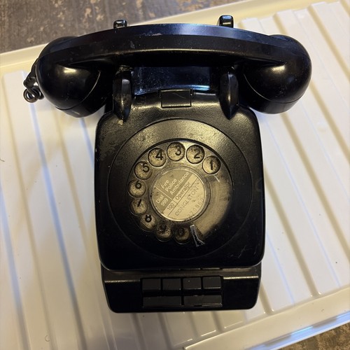 Vintage 1981 rotary - vintage, telephone