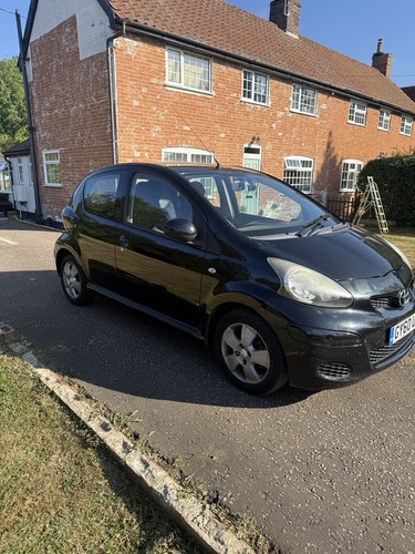 Toyota aygo automatic - 1.0,