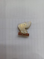 Honda Pin Badge White Gold & Red