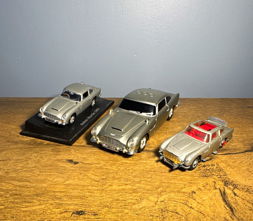 James bond aston martin - aston,