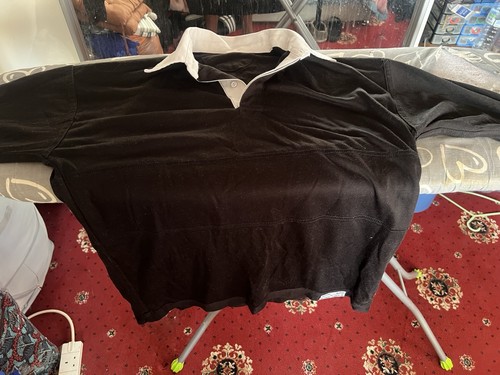 Assorted used clothing - used,