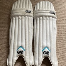 GM Gunn & Moore Youth Size