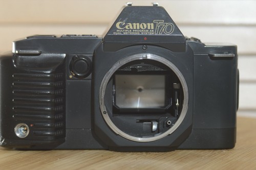 Canon t70 35mm slr camera - 35mm,