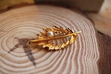 Vintage Gold Tone Hollywood