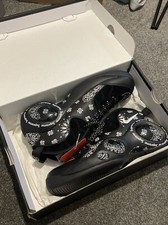 Size UK 9 - Nike Air Zoom