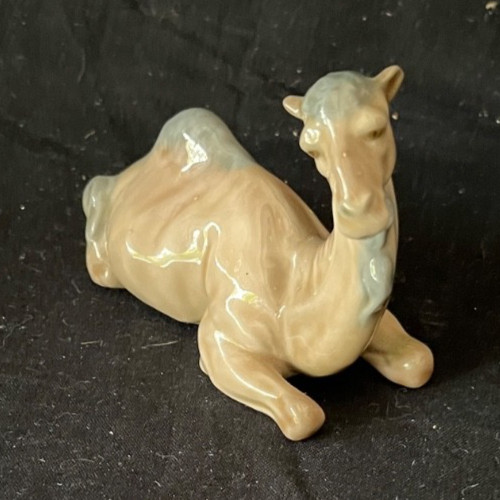 Lladro small sitting camel