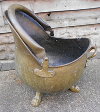 LARGE BRASS COAL BUCKET / SCUTTLE WITH CLAW FEET SOLID HEAVY GOOD CONDITION READ