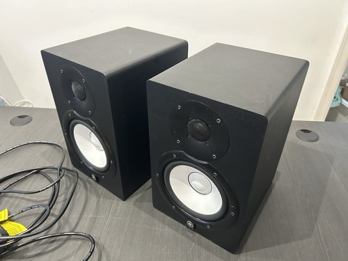 Yamaha hs7 studio monitors - hs7,